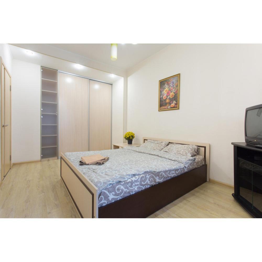 Apartment On Naukova ハルキウ エクステリア 写真