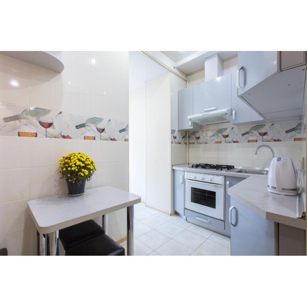 Apartment On Naukova ハルキウ エクステリア 写真